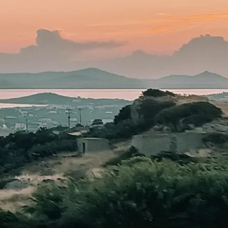 Summer Hοuse * Vivlos